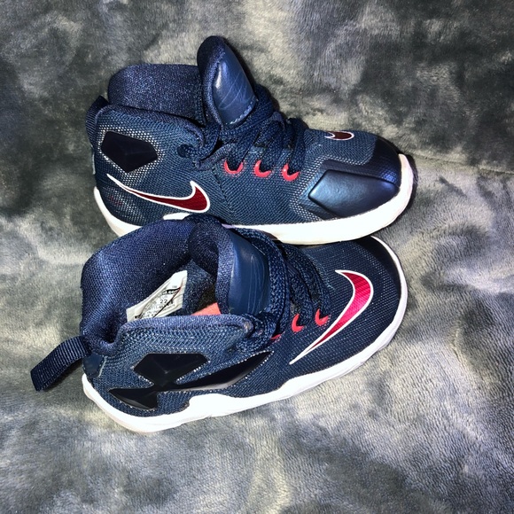 toddler lebron james shoes